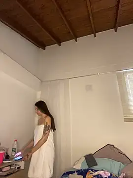 Mia  Gray online show from 11/23/25, 07:46