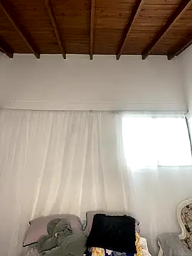 Mia  Gray online show from 11/13/25, 06:12