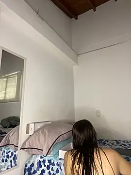 Mia  Gray online show from 12/05/25, 05:11