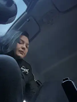 MeekyRich online show from 11/01/25, 01:23