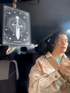 MeekyRich online show from 04/05/26, 02:07