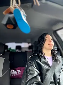 MeekyRich online show from 04/08/26, 03:08