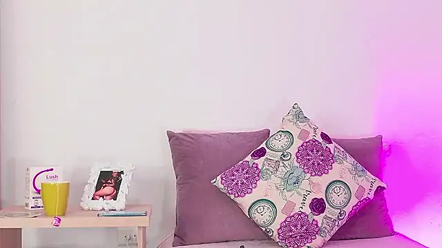 caro hill online show from 01/13/26, 05:33