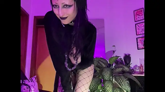 ELENA UMBRA online show from 12/02/25, 05:31