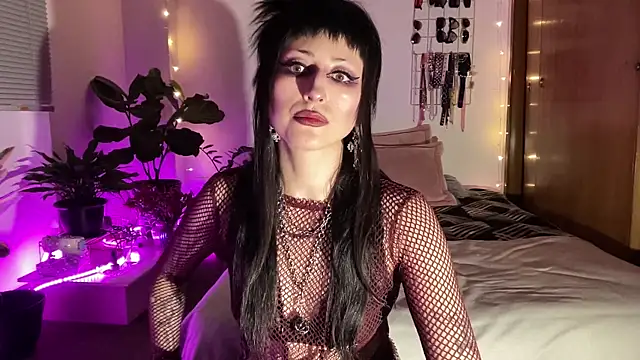 ELENA UMBRA online show from 04/04/26, 02:40