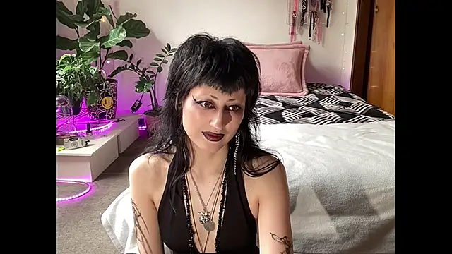 ELENA UMBRA online show from 12/20/25, 03:37