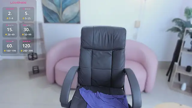 kylie soraya online show from 11/25/25, 05:24