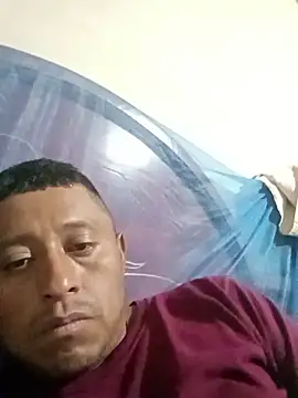 luuiss12 online show from 11/01/25, 04:52