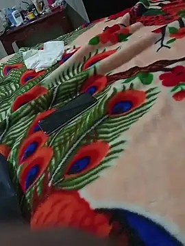 luuiss12 online show from 11/29/25, 10:10