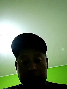 luuiss12 online show from 04/14/26, 11:48