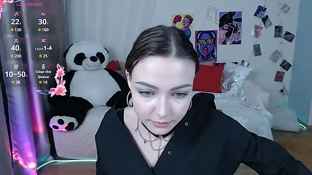 LinaLirian online show from 03/21/25, 10:50