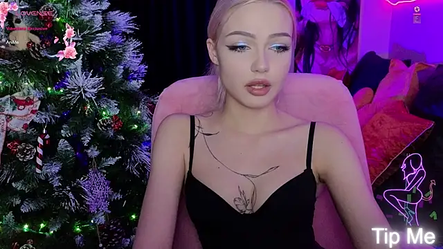 LinaLirian online show from 01/15/26, 06:11