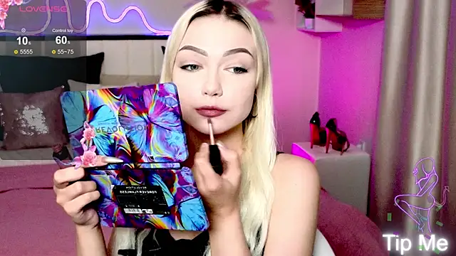 LinaLirian online show from 09/10/25, 02:16