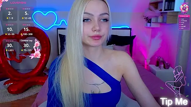 LinaLirian online show from 02/13/26, 10:04