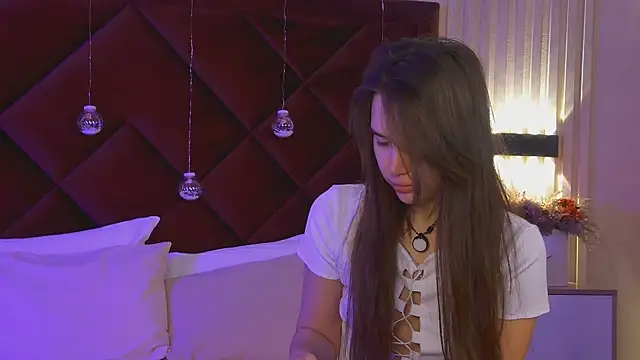 StacyHarland online show from 12/15/25, 04:51