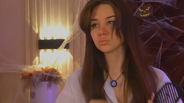 StacyHarland online show from 11/03/25, 04:17