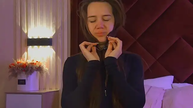 StacyHarland online show from 11/21/25, 04:11