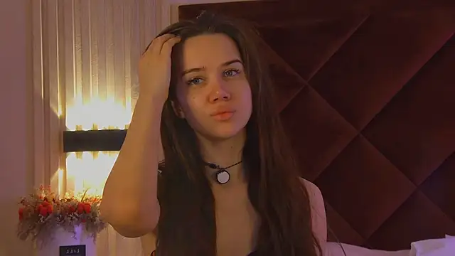 StacyHarland online show from 11/08/25, 04:27