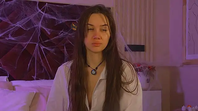 StacyHarland online show from 10/25/25, 04:22