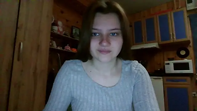 Snapshot of Little_shygirl chatting on 10/16/25, 02:09 Little shygirl online show from 10/16/25, 02:09