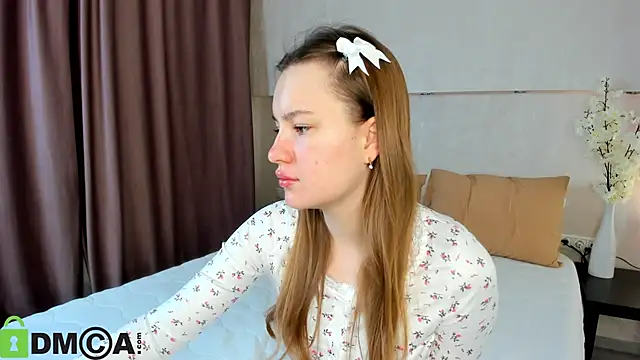 Candy Cansew online show from 11/06/25, 01:09