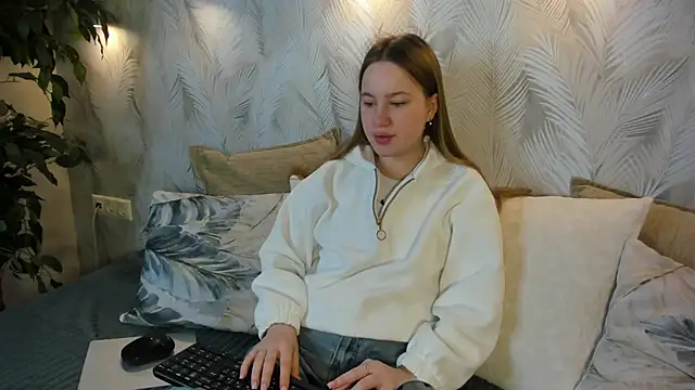 Snapshot of Candy_Cansew chatting on 09/21/25, 12:05 Candy Cansew online show from 09/21/25, 12:05