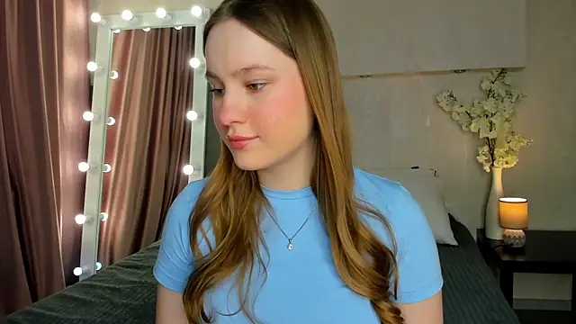 Candy Cansew online show from 04/03/26, 09:27