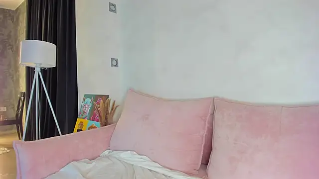 Candy Cansew online show from 03/07/26, 09:48