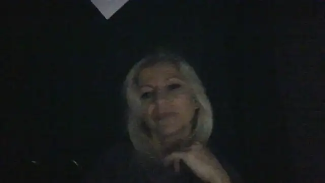 Snapshot of AidaRay chatting on 11/09/25, 04:00 AidaRay online show from 11/09/25, 04:00