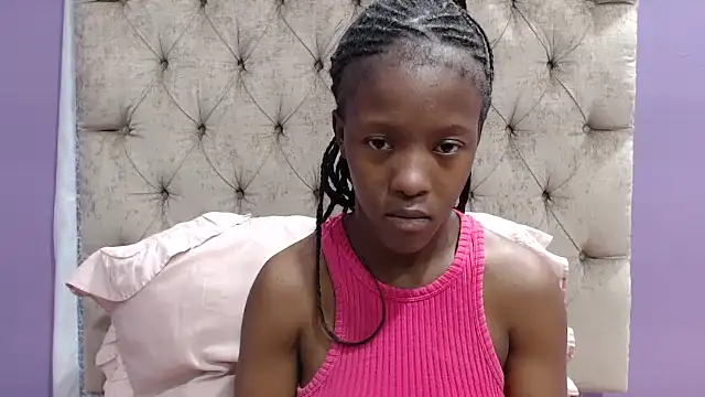 Snapshot of sexykea2002x chatting on 10/25/25, 08:13 sexykea2002x online show from 10/25/25, 08:13