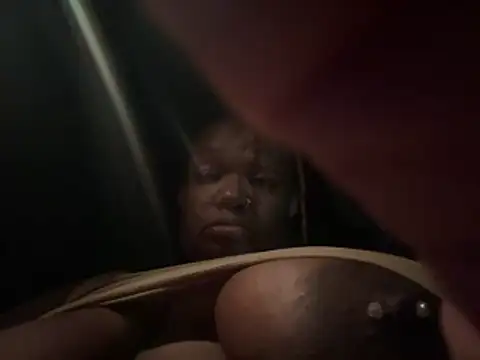 RoyalQueen2u online show from 06/10/26, 04:24
