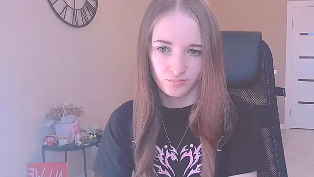 KateKayer online show from 09/16/25, 08:48