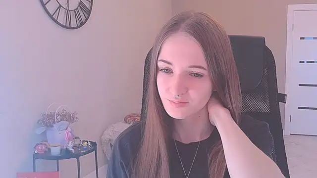 KateKayer online show from 09/21/25, 08:30