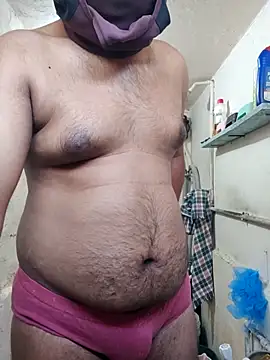 Snapshot of Brown69_guy chatting on 12/22/25, 05:18 Brown69 guy online show from 12/22/25, 05:18