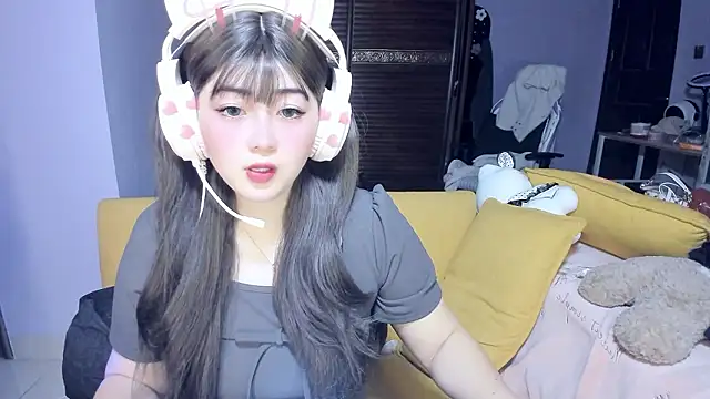 yuki3366 online show from 02/15/26, 01:21