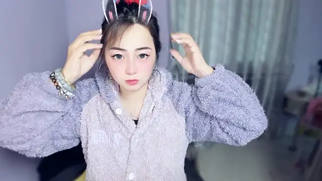 yuki3366 online show from 11/20/25, 04:57