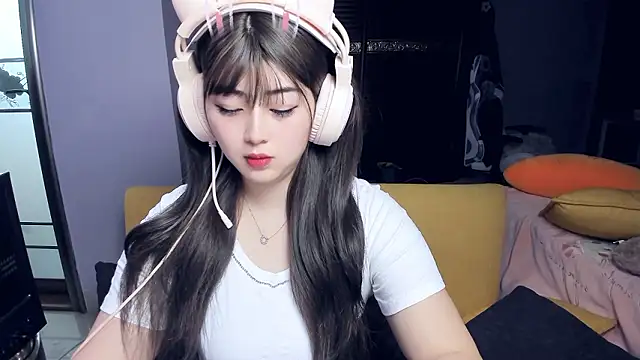 yuki3366 online show from 02/19/26, 06:21