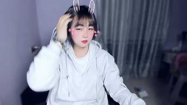 yuki3366 online show from 12/01/25, 11:55