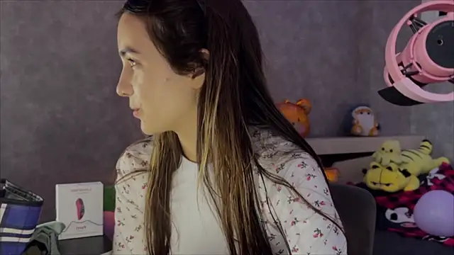 CupSizeGirl online show from 02/13/26, 03:28