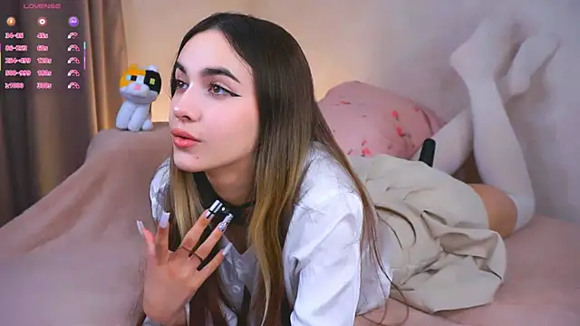 CupSizeGirl online show from 10/19/25, 04:32