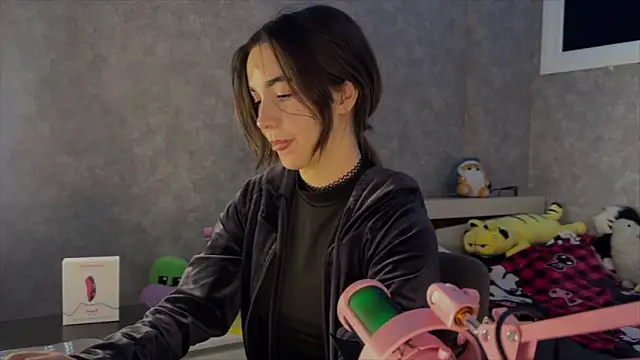 CupSizeGirl online show from 02/16/26, 09:41