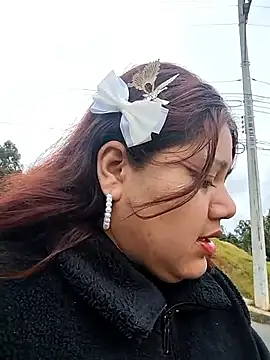 Snapshot of Paprika_ chatting on 09/18/25, 07:39 Paprika online show from 09/18/25, 07:39