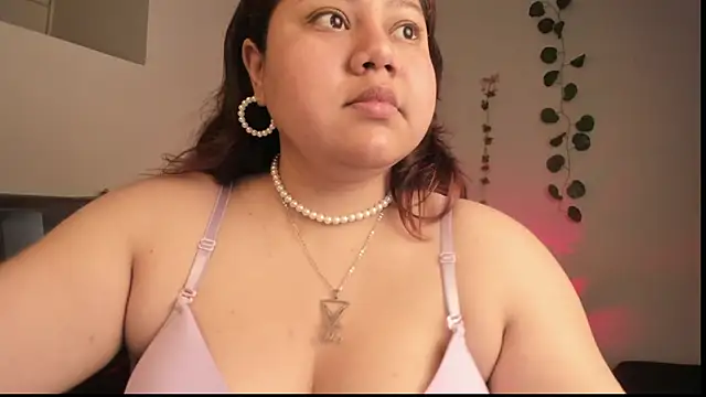 Snapshot of Paprika_ chatting on 09/12/25, 05:56 Paprika online show from 09/12/25, 05:56