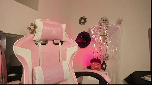 Paprika  online show from 10/25/25, 06:41