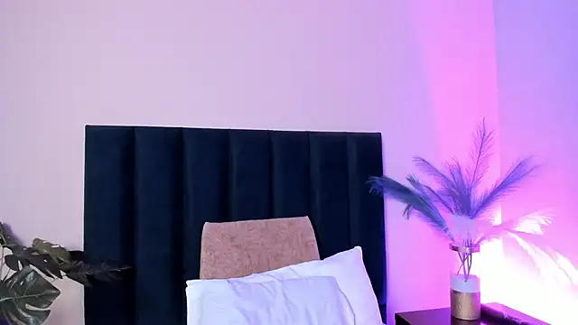 AbbieJoness  online show from 04/09/26, 11:38