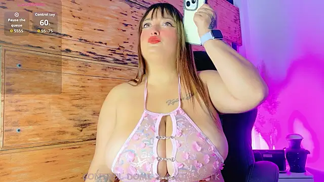 Alicee stone  online show from 11/26/25, 08:20