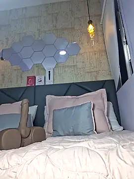 valentina-diiaz online show from 02/07/26, 03:09