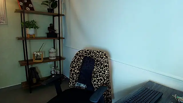  Victoria Collins online show from 03/11/26, 11:37