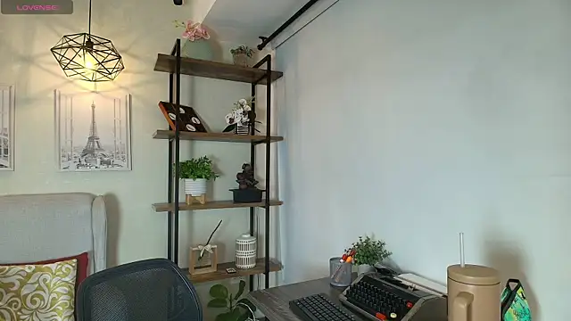  Victoria Collins online show from 03/27/26, 11:44