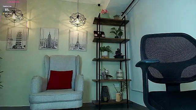  Victoria Collins online show from 02/12/26, 06:51